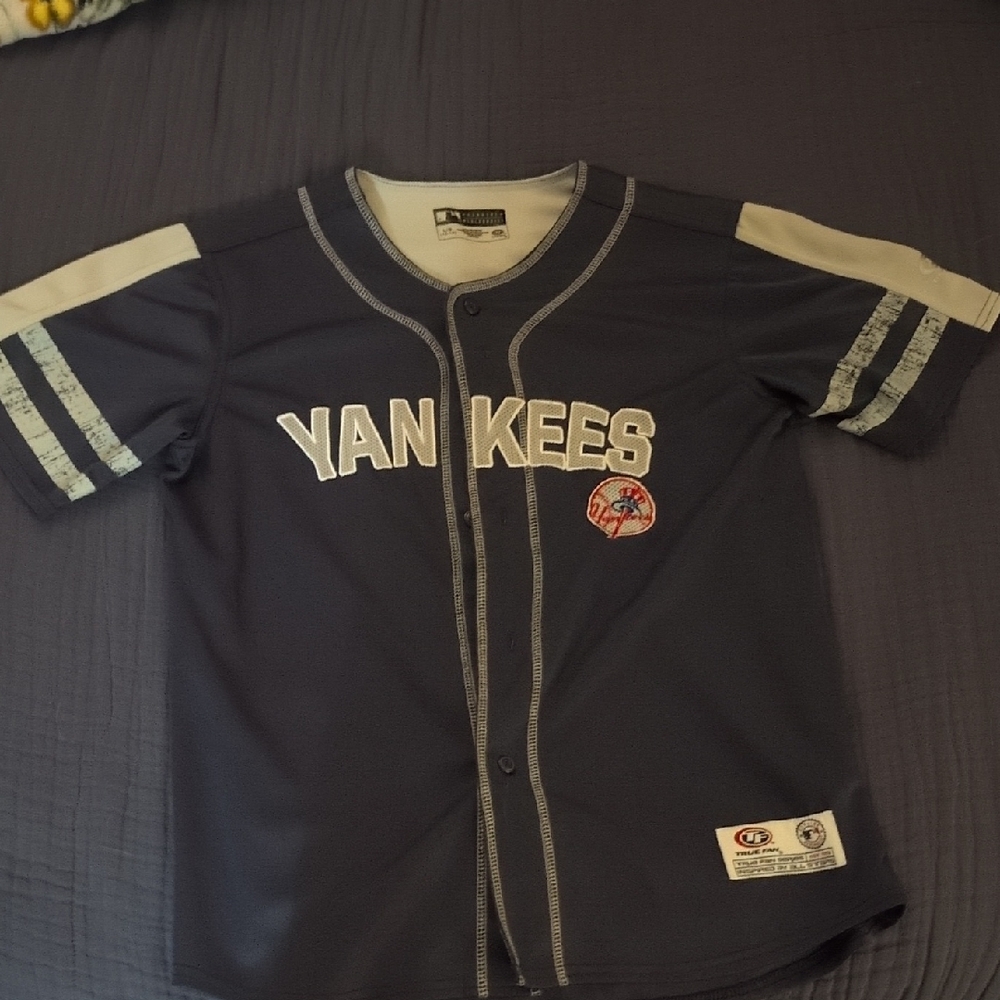 Genuine Merchandise True Fan Yankees Jersey